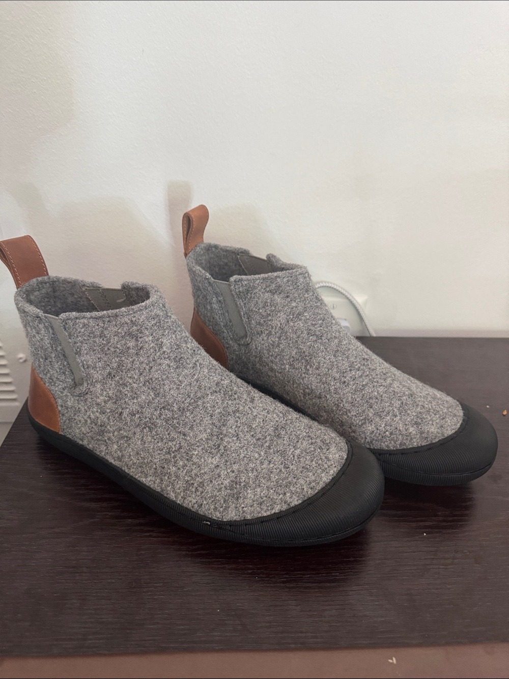 Hackberry Greys Wool Outdoor Grey/Black Slipper Boot